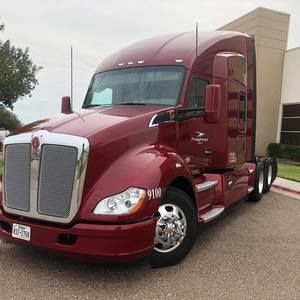 Meet your Posher, Alejandro